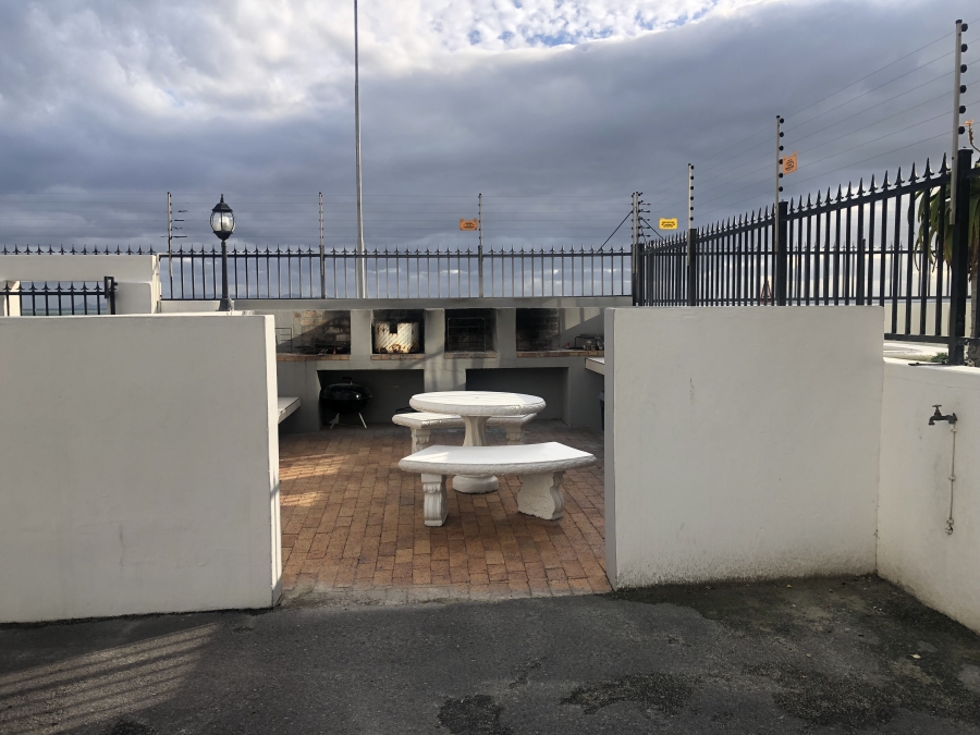 3 Bedroom Property for Sale in Strand North Western Cape